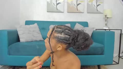 Cristina online show from 10-08-25, 07:44