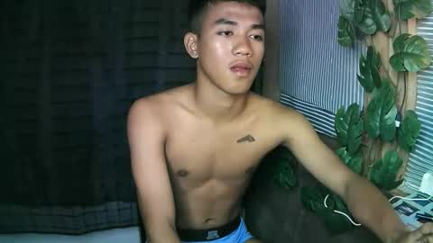 kritthanarkorn online show from 10-18-25, 07:03