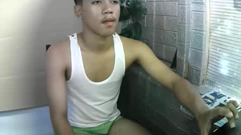 kritthanarkorn online show from 11-13-25, 06:12