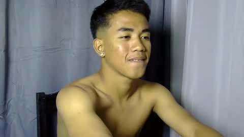 kritthanarkorn online show from 12-04-25, 02:48