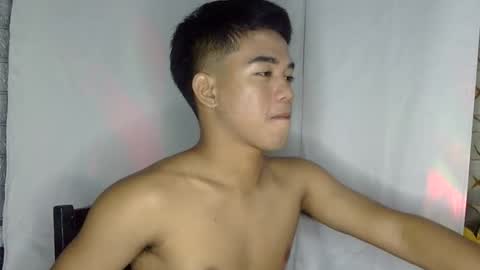 kritthanarkorn online show from 04-30-26, 03:07