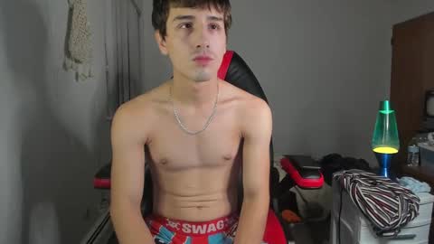 Snapshot of kroddy1985 chatting on 09-12-25, 02:00 Brayden Thompson online show from 09-12-25, 02:00