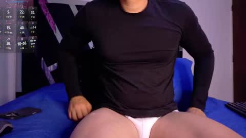 Snapshot of kroy_wood chatting on 09-13-25, 10:26 Kroy Wood online show from 09-13-25, 10:26