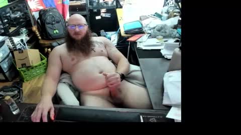 Snapshot of krugdd chatting on 10-20-25, 05:46 Krug online show from 10-20-25, 05:46