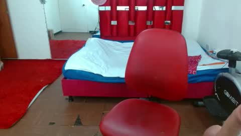 KRYSTAL THOMSON online show from 09-13-25, 03:34