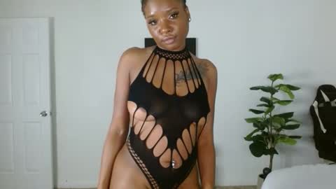 Snapshot of krystalblakexxx chatting on 03-08-26, 11:19 Krystal Blake online show from 03-08-26, 11:19