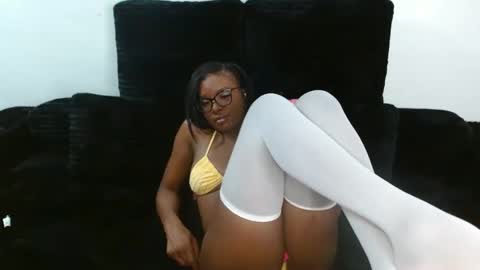 Snapshot of krystalblakexxx chatting on 03-26-26, 11:21 Krystal Blake online show from 03-26-26, 11:21