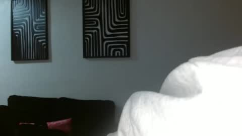 Snapshot of krystalblakexxx chatting on 04-01-26, 02:12 Krystal Blake online show from 04-01-26, 02:12