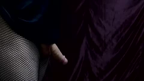 Snapshot of krystalkummingss chatting on 11-09-25, 05:00 Krystalkummingss online show from 11-09-25, 05:00