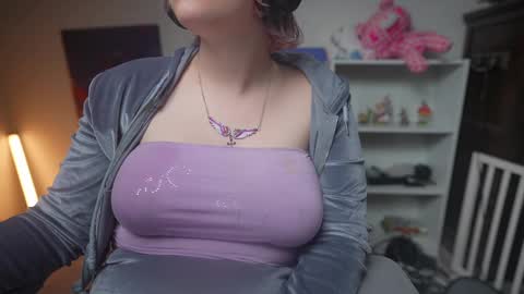 Krystal Syx online show from 02-09-25, 08:24