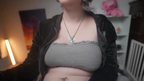 Krystal Syx online show from 02-14-25, 03:54