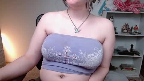 Krystal Syx online show from 04-04-26, 04:37