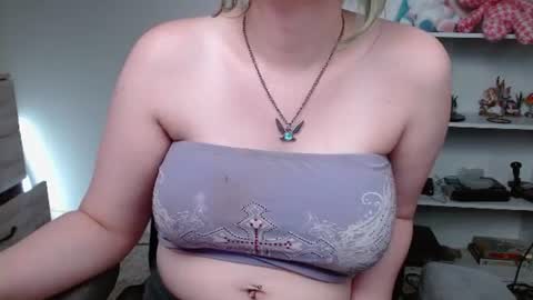 Krystal Syx online show from 07-28-26, 03:32