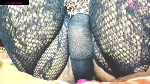 Snapshot of krystarxxx chatting on 09-21-25, 08:21 kryxtal online show from 09-21-25, 08:21