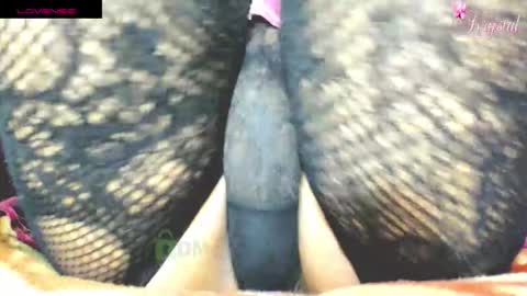 Snapshot of krystarxxx chatting on 10-28-25, 08:44 kryxtal online show from 10-28-25, 08:44