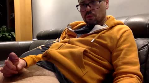 krzysztof1977 online show from 02-25-26, 10:30