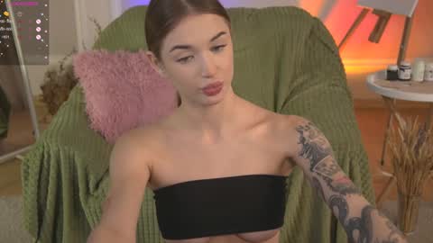 Snapshot of kseha_cute chatting on 01-19-25, 02:47 Ksesha online show from 01-19-25, 02:47