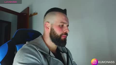 Snapshot of kumonass chatting on 02-13-26, 07:21 kumonass online show from 02-13-26, 07:21