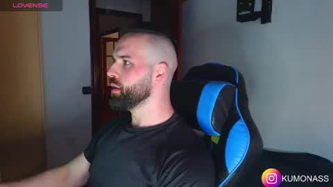 Snapshot of kumonass chatting on 03-25-26, 08:42 kumonass online show from 03-25-26, 08:42