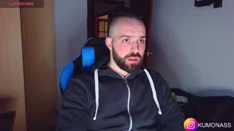 Snapshot of kumonass chatting on 03-30-26, 08:04 kumonass online show from 03-30-26, 08:04