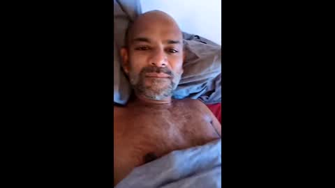 Snapshot of kung_furious chatting on 12-01-25, 12:54 Ohm. online show from 12-01-25, 12:54