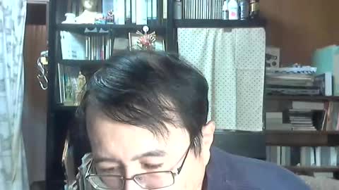 kunio37 online show from 01-11-25, 10:08