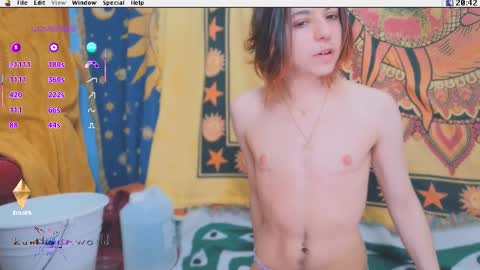 Snapshot of kuntboyzworld chatting on 03-12-26, 07:42 Krypto hethey online show from 03-12-26, 07:42
