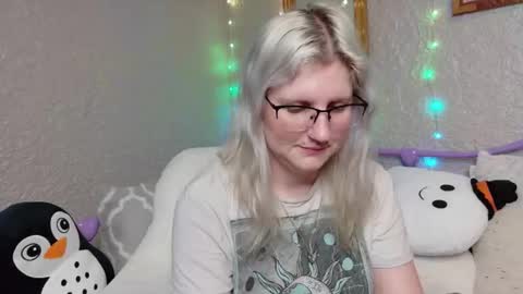 Snapshot of kunzitegoddess chatting on 03-07-26, 01:08 Samantha online show from 03-07-26, 01:08