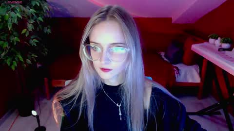 Snapshot of kuraikitsune_ chatting on 09-22-25, 01:57 kuraikitsune_ online show from 09-22-25, 01:57