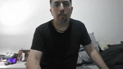 Snapshot of kurangy75 chatting on 10-27-25, 04:16 Kurangy online show from 10-27-25, 04:16