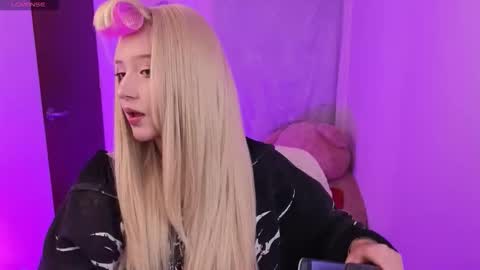 Andy online show from 09-10-25, 01:38