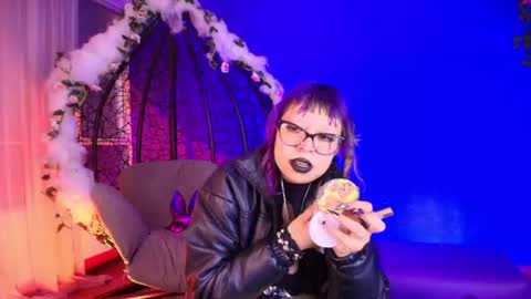 Snapshot of kuromi_purple chatting on 06-18-26, 11:14 Kuromi online show from 06-18-26, 11:14