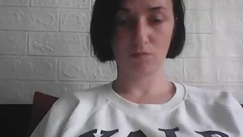 kusia032132 online show from 09-24-25, 06:17