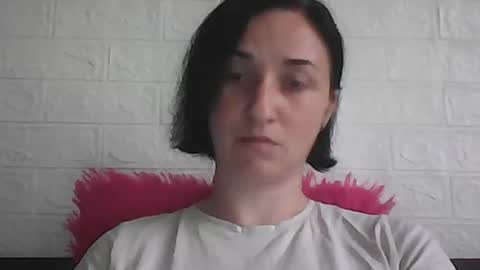 kusia032132 online show from 10-08-25, 07:50