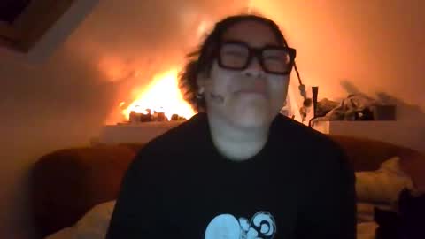 Kweampie 3 online show from 10-11-25, 06:39