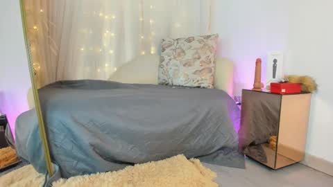 kyany  online show from 12-21-25, 11:28