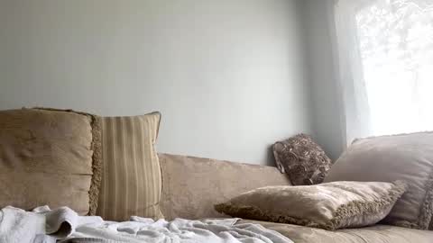 kyle67527 online show from 03-12-25, 06:00