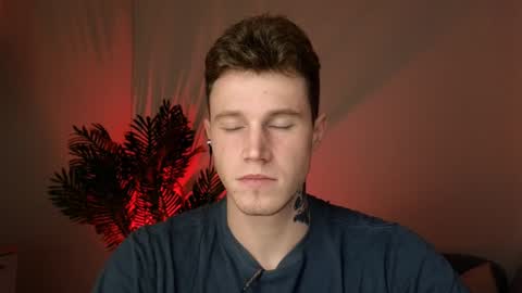 Snapshot of kyle_4u chatting on 12-10-24, 07:32 Kyle online show from 12-10-24, 07:32