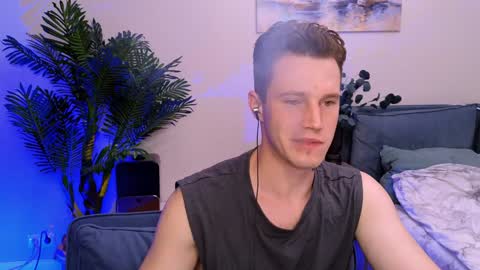 Snapshot of kyle_4u chatting on 12-22-24, 05:23 Kyle online show from 12-22-24, 05:23