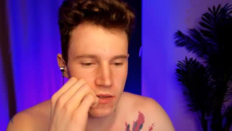 Snapshot of kyle_4u chatting on 12-26-24, 07:05 Kyle online show from 12-26-24, 07:05