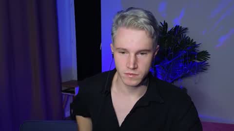 Snapshot of kyle_4u chatting on 01-02-25, 05:24 Kyle online show from 01-02-25, 05:24