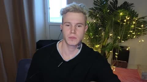 Snapshot of kyle_4u chatting on 01-15-25, 06:01 Kyle online show from 01-15-25, 06:01