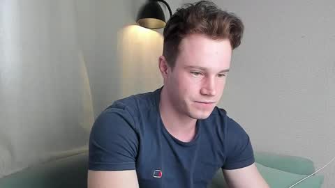 Snapshot of kyle_4u chatting on 02-26-25, 06:04 Kyle online show from 02-26-25, 06:04