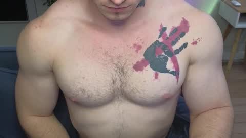 Snapshot of kyle_4u chatting on 10-04-25, 06:11 Kyle online show from 10-04-25, 06:11