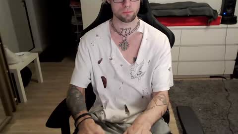 Kyle online show from 01-24-25, 07:51