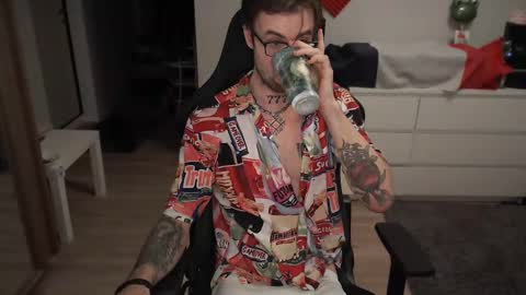 Kyle online show from 03-12-25, 07:06