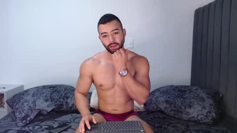 Snapshot of kyle_collinz chatting on 03-03-25, 07:06 Kyle collinz online show from 03-03-25, 07:06