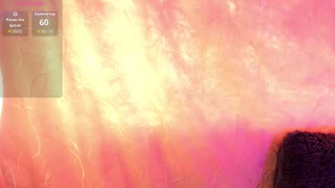 Kylie  online show from 12-19-25, 04:47