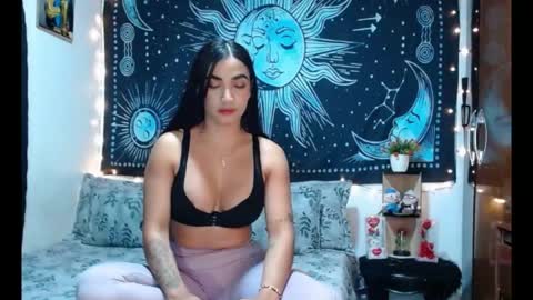 kylie online show from 05-08-26, 12:05