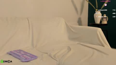 Kylie online show from 02-27-25, 05:34